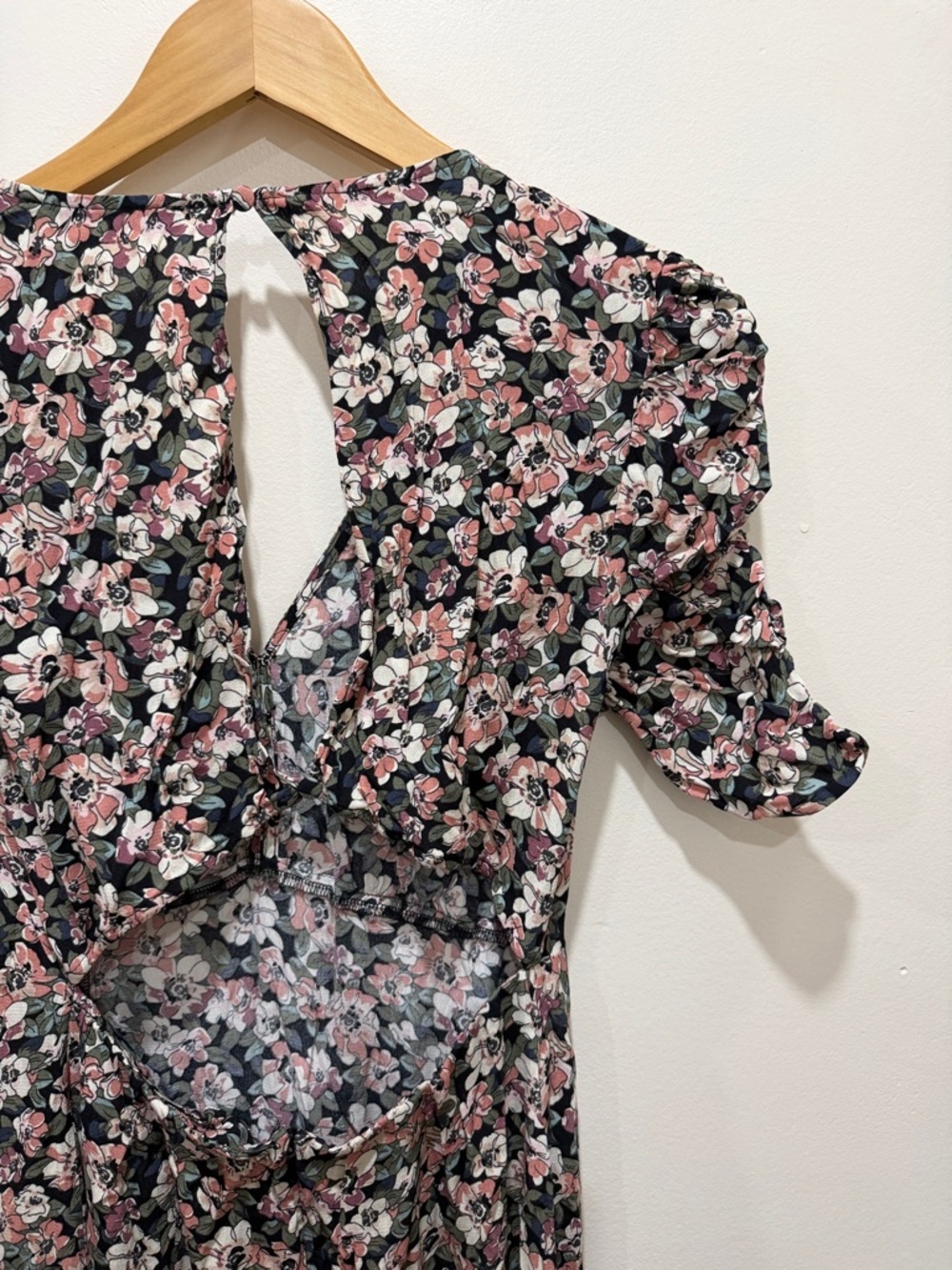 Abercrombie & Fitch Black Floral Midi Dress with Pink and Cream Blooms - Picture 9 of 11